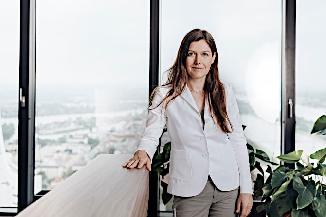 Nicole Prieller, PwC